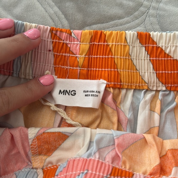 Mango Short - Picture 3 of 3